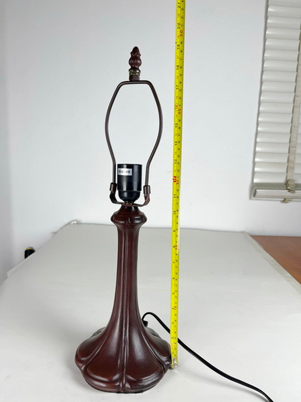 1 Lights  Metal Vintage Lamp Base  for 10" -12"Tiffany Lamp Shade