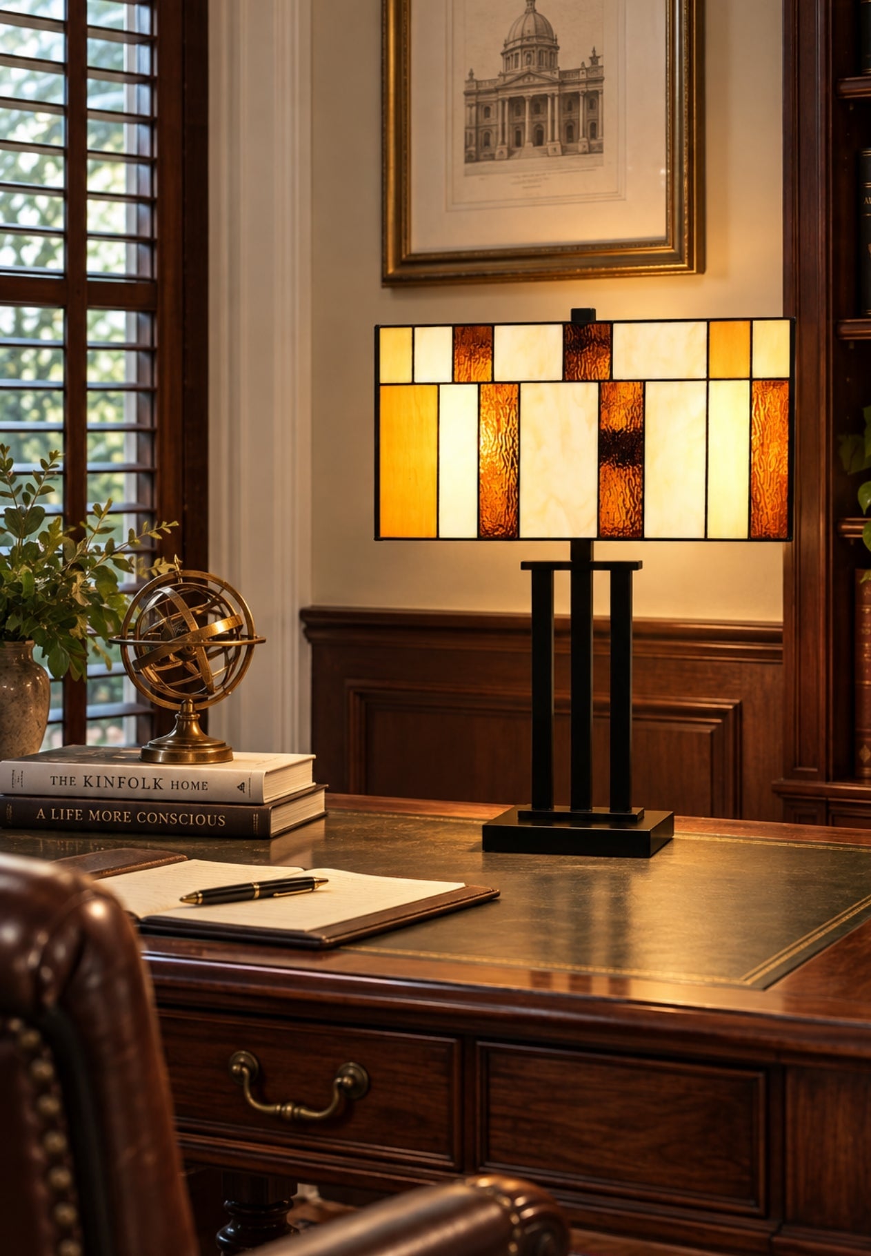 Large Modern Geometric Stained Glass Table Lamp – Amber Gold