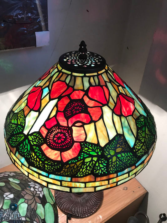 Legend Collection@Large 16" Poppy Flower Stained Glass Tiffany Table Lamp