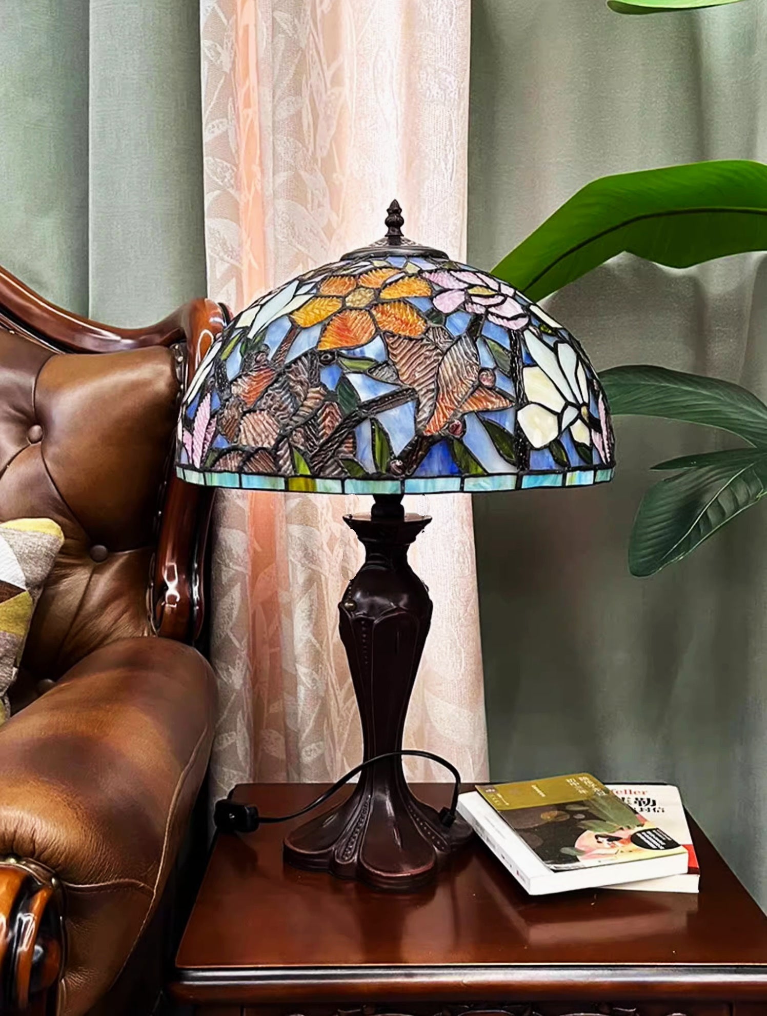 Nature's Elegance Collection@Large 16" Magnolia Flower Stained Glass Tiffany Table Lamp