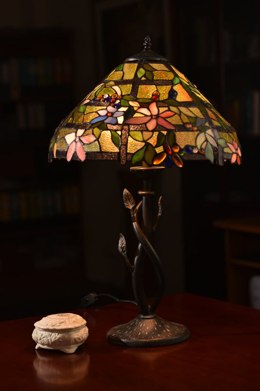 16" Large Flower Trellis Tiffany  Stained Class table Lamp