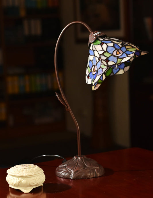 Amazing Flower Iris  Style Tiffany Table Lamp